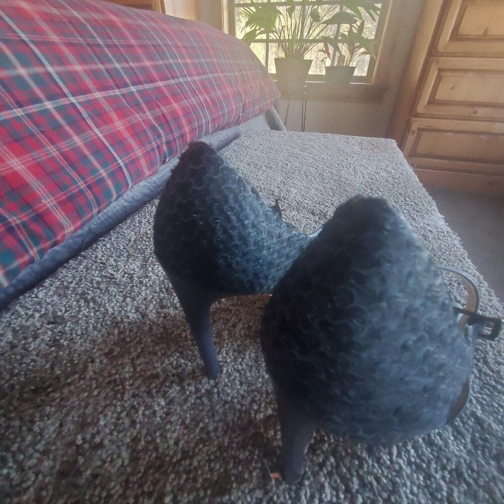 LAMB gunmetal and blue heels size 7.5 - Picture 2 of 7
